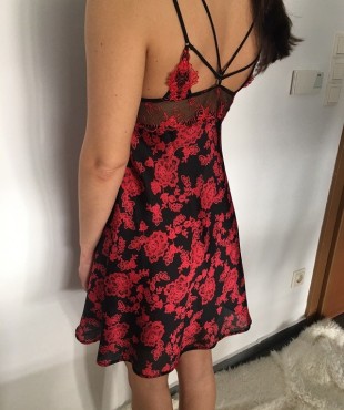 Νυχτικό Lise Charmel.