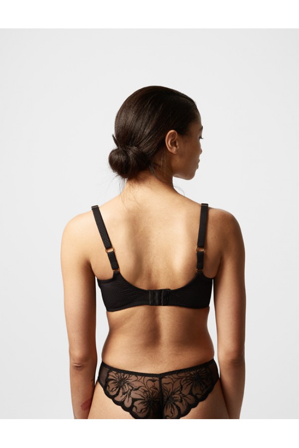 Σουτιέν Chantelle χωρίς ενίσχυση.