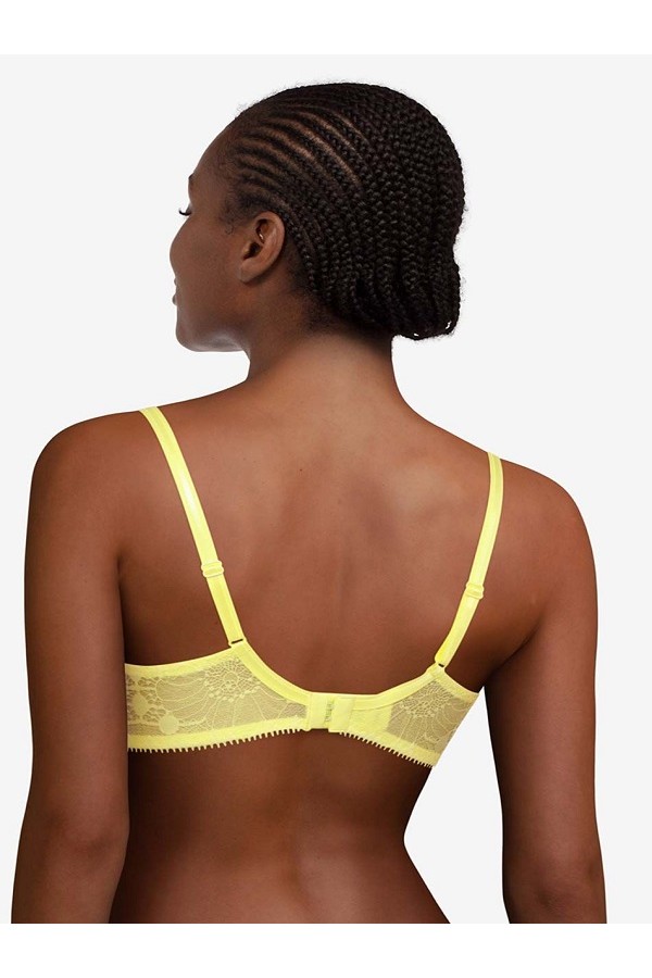 Σουτιέν Chantelle  με  ενίσχυση.