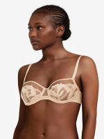 Σουτιέν Chantelle χωρίς ενίσχυση. Σουτιέν Chantelle χωρίς ενίσχυση.